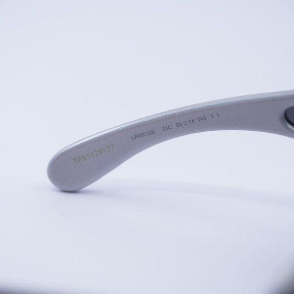 Loewe LW40132I 24C Sunglasses Grey Aviator Frame, Grey with Light Gold Lenses main image 7